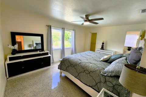 Villa ou maison à vendre à Saint Petersburg, Floride: 3 chambres, 145.02 m2 № 1907404 - photo 23
