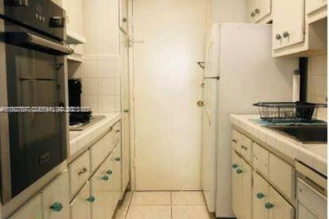 Copropriété à vendre à Miami Beach, Floride: 1 chambre, 81.75 m2 № 1988034 - photo 2