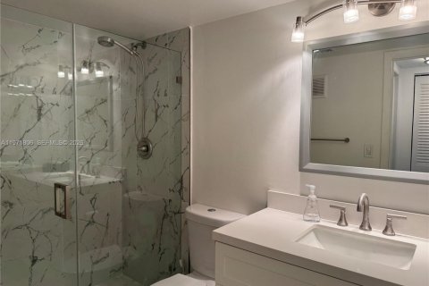 Купить кондоминиум в Пемброк-Пайнс, Флорида 2 спальни, 94.85м2, № 2032433 - фото 10