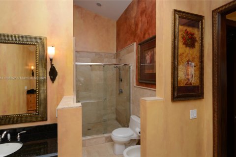 House in Coral Springs, Florida 6 bedrooms, 620.96 sq.m. № 1739681 - photo 26