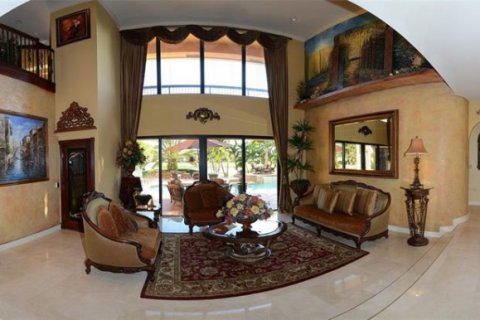 House in Coral Springs, Florida 6 bedrooms, 620.96 sq.m. № 1739681 - photo 20