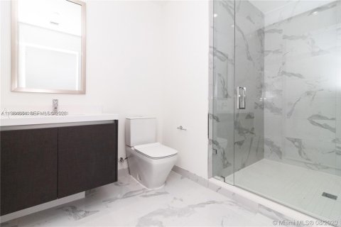 Купить кондоминиум в Майами, Флорида 3 спальни, 204.76м2, № 2048652 - фото 14