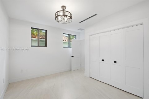 Купить таунхаус в Майами, Флорида 4 спальни, 276.85м2, № 2416037 - фото 15