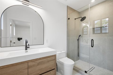 Купить таунхаус в Майами, Флорида 4 спальни, 276.85м2, № 2416037 - фото 16