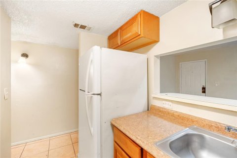 Condo in Tampa, Florida, 1 bedroom № 2393572 - photo 10