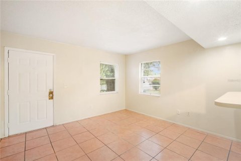 Condo in Tampa, Florida, 1 bedroom № 2393572 - photo 8