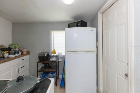 Villa ou maison à vendre à Tampa, Floride: 2 chambres, 66.52 m2 № 2290604 - photo 7
