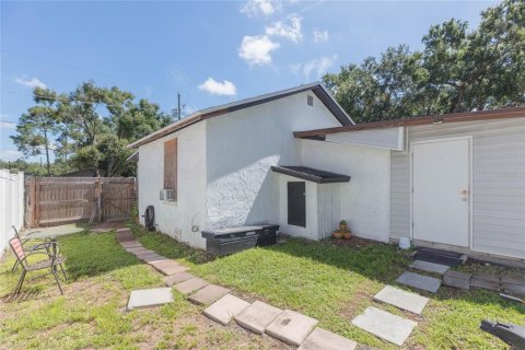 Villa ou maison à vendre à Tampa, Floride: 2 chambres, 66.52 m2 № 2290604 - photo 15