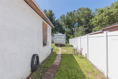 Villa ou maison à vendre à Tampa, Floride: 2 chambres, 66.52 m2 № 2290604 - photo 14