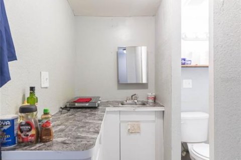 Villa ou maison à vendre à Tampa, Floride: 2 chambres, 66.52 m2 № 2290604 - photo 29