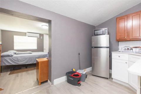 Villa ou maison à vendre à Tampa, Floride: 2 chambres, 66.52 m2 № 2290604 - photo 25