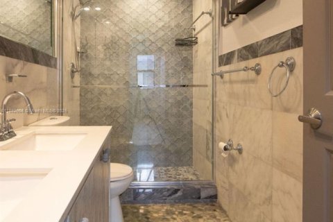Condo in Opa-locka, Florida, 3 bedrooms  № 1945118 - photo 15