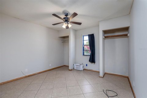 House in Okeechobee, Florida 3 bedrooms, 166.67 sq.m. № 1591255 - photo 26