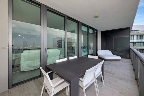 Condo in Miami, Florida, 2 bedrooms  № 1863161 - photo 14