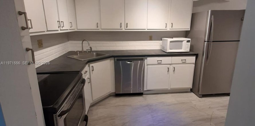 Condo à Aventura, Floride, 1 chambre  № 2042206