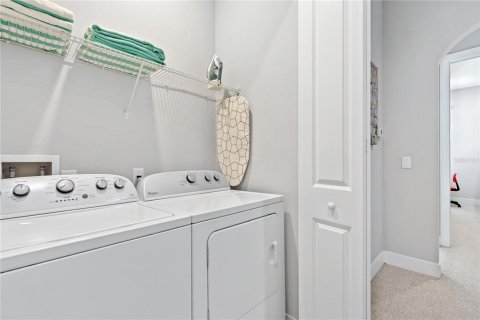Adosado en venta en Kissimmee, Florida, 3 dormitorios, 155.89 m2 № 2212546 - foto 30