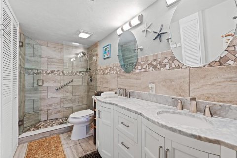 Condo in Flagler Beach, Florida, 2 bedrooms № 2122021 - photo 19