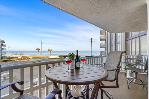 Condo in Flagler Beach, Florida, 2 bedrooms № 2122021 - photo 23