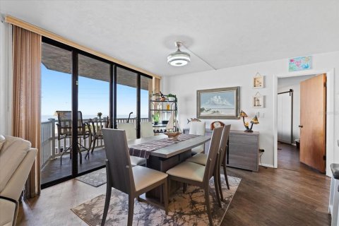 Condo in Flagler Beach, Florida, 2 bedrooms № 2122021 - photo 12