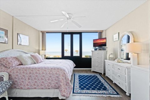 Condo in Flagler Beach, Florida, 2 bedrooms № 2122021 - photo 21