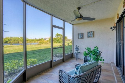 Copropriété à vendre à Punta Gorda, Floride: 2 chambres, 107.12 m2 № 2236924 - photo 18