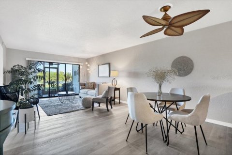 Copropriété à vendre à Punta Gorda, Floride: 2 chambres, 107.12 m2 № 2236924 - photo 8