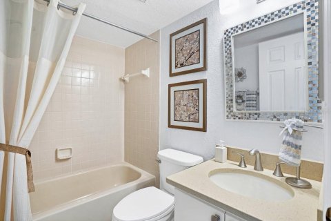 Copropriété à vendre à Punta Gorda, Floride: 2 chambres, 107.12 m2 № 2236924 - photo 14