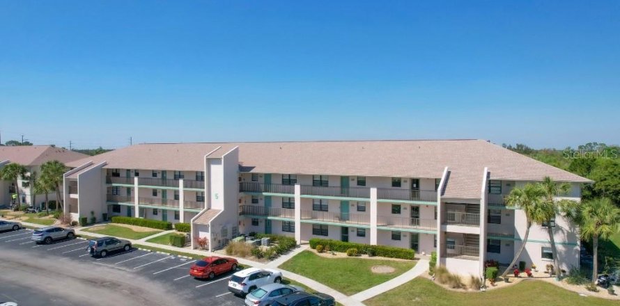 Condo à Punta Gorda, Floride, 2 chambres  № 2236924