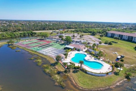 Copropriété à vendre à Punta Gorda, Floride: 2 chambres, 107.12 m2 № 2236924 - photo 24
