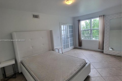 Купить кондоминиум в Майами-Бич, Флорида 2 спальни, 64.1м2, № 1985566 - фото 8