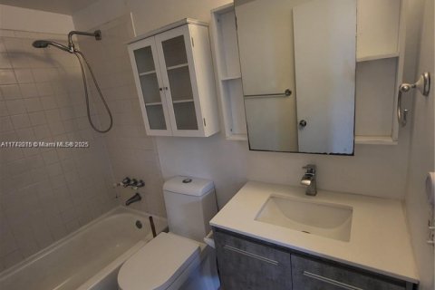 Купить кондоминиум в Майами-Бич, Флорида 2 спальни, 64.1м2, № 1985566 - фото 12