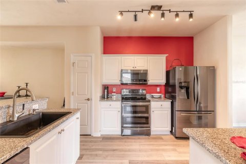 Touwnhouse à vendre à New Smyrna Beach, Floride: 2 chambres, 170.66 m2 № 1915979 - photo 26