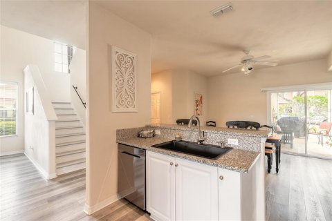 Touwnhouse à vendre à New Smyrna Beach, Floride: 2 chambres, 170.66 m2 № 1915979 - photo 27