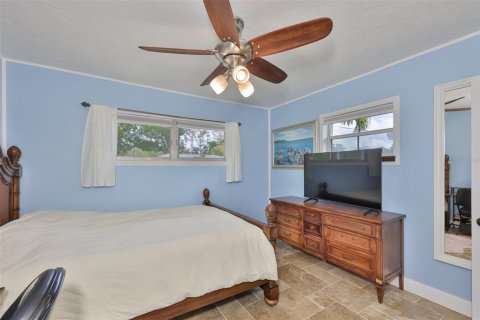 House in Bradenton, Florida 2 bedrooms, 105.17 sq.m. № 2098865 - photo 27
