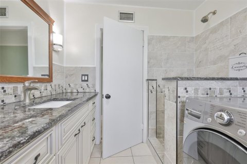 House in Bradenton, Florida 2 bedrooms, 105.17 sq.m. № 2098865 - photo 29