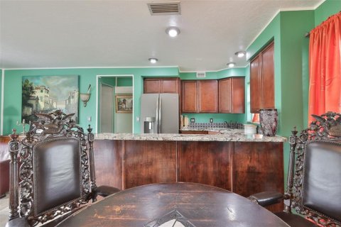 House in Bradenton, Florida 2 bedrooms, 105.17 sq.m. № 2098865 - photo 14