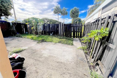 Touwnhouse à louer à Miami Gardens, Floride: 3 chambres, 104.05 m2 № 2079975 - photo 6