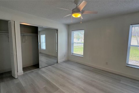 House in Orlando, Florida 2 bedrooms, 121.89 sq.m. № 1620830 - photo 22