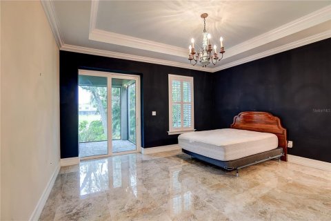 Villa ou maison à vendre à Tampa, Floride: 3 chambres, 241.36 m2 № 2287355 - photo 19
