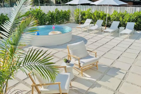 Купить виллу или дом в Майами, Флорида 4 спальни, 165.46м2, № 2007475 - фото 9