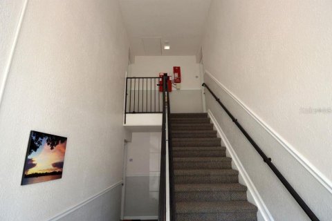 Condo in Saint Petersburg, Florida, 1 bedroom  № 1632391 - photo 5