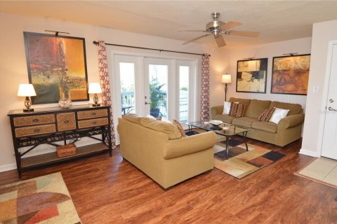 Condo in Saint Petersburg, Florida, 1 bedroom  № 1632391 - photo 17
