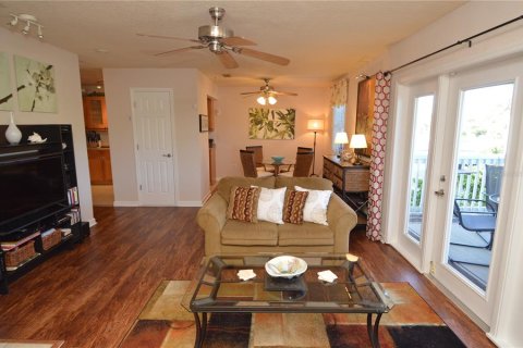 Condo in Saint Petersburg, Florida, 1 bedroom  № 1632391 - photo 14
