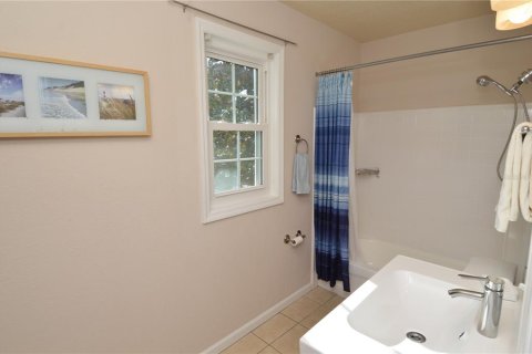 Condo in Saint Petersburg, Florida, 1 bedroom  № 1632391 - photo 21