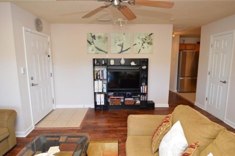 Condo in Saint Petersburg, Florida, 1 bedroom  № 1632391 - photo 20