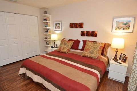 Condo in Saint Petersburg, Florida, 1 bedroom  № 1632391 - photo 29