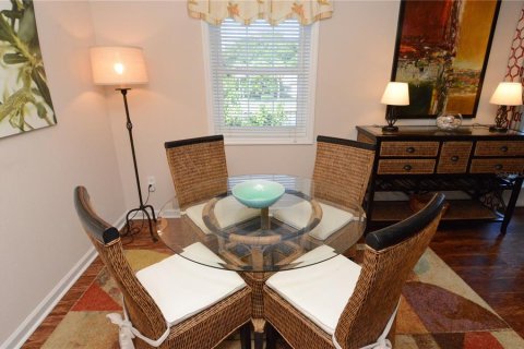 Condo in Saint Petersburg, Florida, 1 bedroom  № 1632391 - photo 12