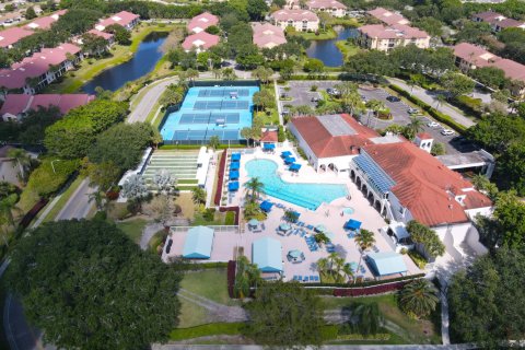 Condominio en venta en Boynton Beach, Florida, 3 dormitorios, 119.1 m2 № 1146909 - foto 1