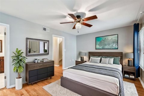Townhouse in Tampa, Florida 3 bedrooms, 193.61 sq.m. № 1560191 - photo 17