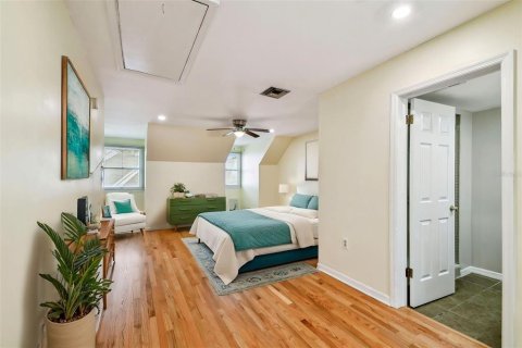Townhouse in Tampa, Florida 3 bedrooms, 193.61 sq.m. № 1560191 - photo 24